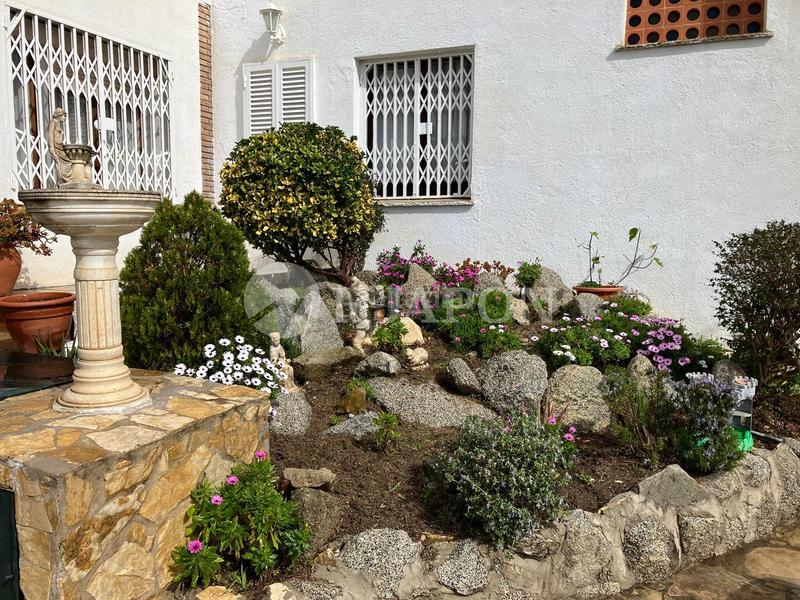 Foto 104a29b9-ac6c-40e1-8b98-6b5bc6729328. Casa  con piscina en premia de dalt. en Premià de Dalt