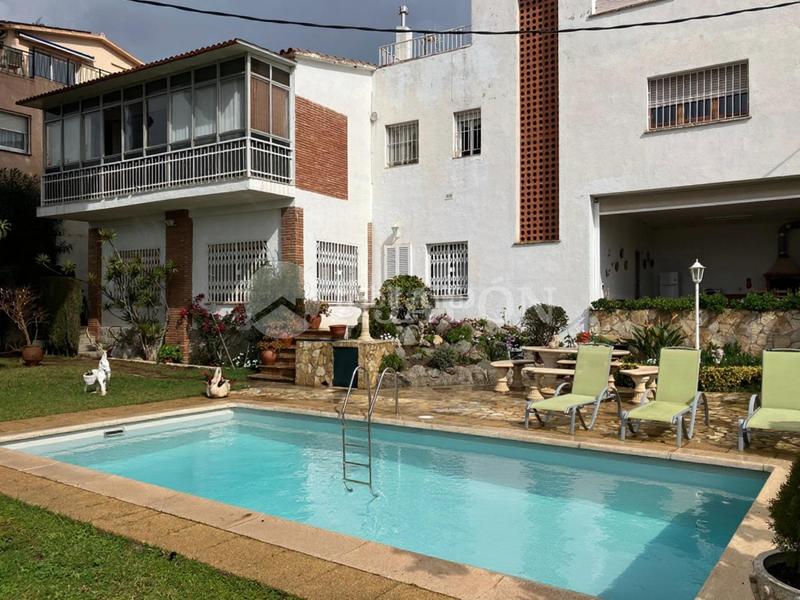 Foto 12849d78-4973-42ee-94e4-af9a06046d09. Casa  con piscina en premia de dalt. en Premià de Dalt