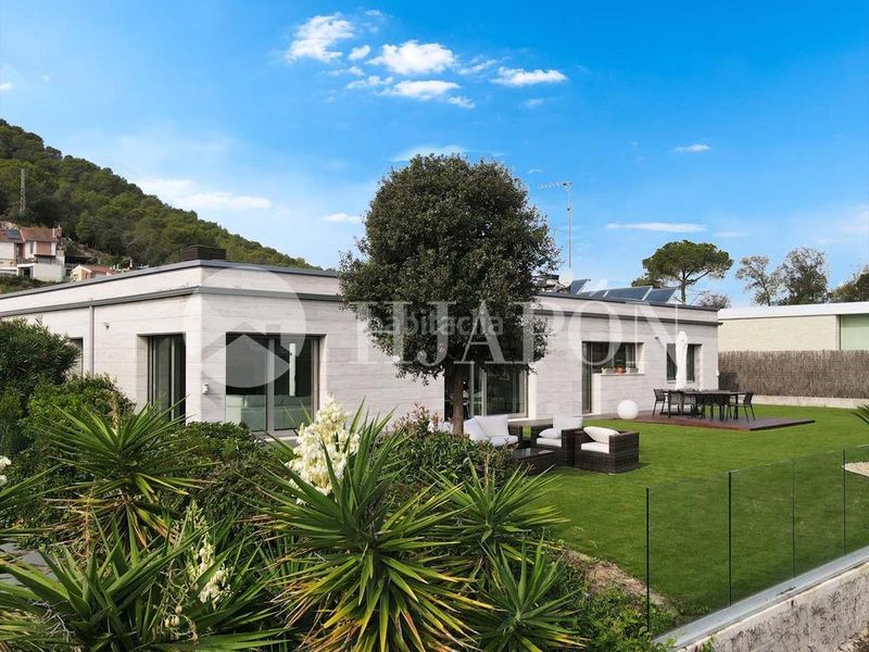Foto ab3a46b5-9b52-4294-9e01-52bd982a4ebd. Casa amb calefacció aparcament piscina a Vallromanes
