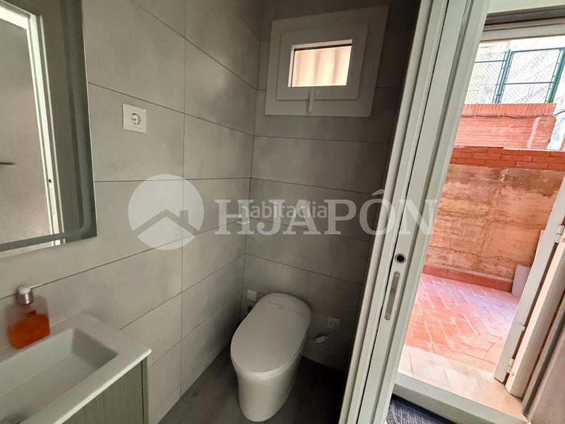 Foto d5bdce1d-1aa1-463e-b823-f9b738a875d1. Locale commerciale in Lloreda Badalona