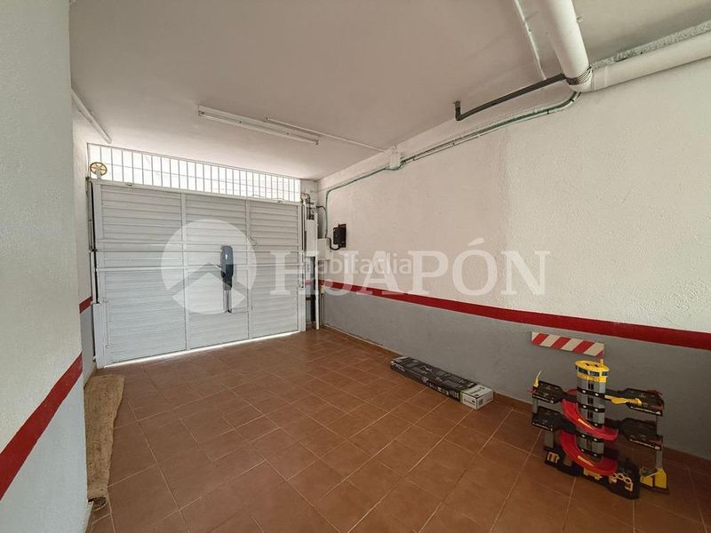 Foto 0bd4a730-7dad-4b3d-b827-2a5c18c1ef8c. Casa amb aparcament piscina a Alella