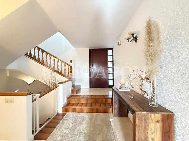 Foto 2eea3fb9-0719-43fc-862e-29e4b72c68c9. Casa amb aparcament piscina a Alella