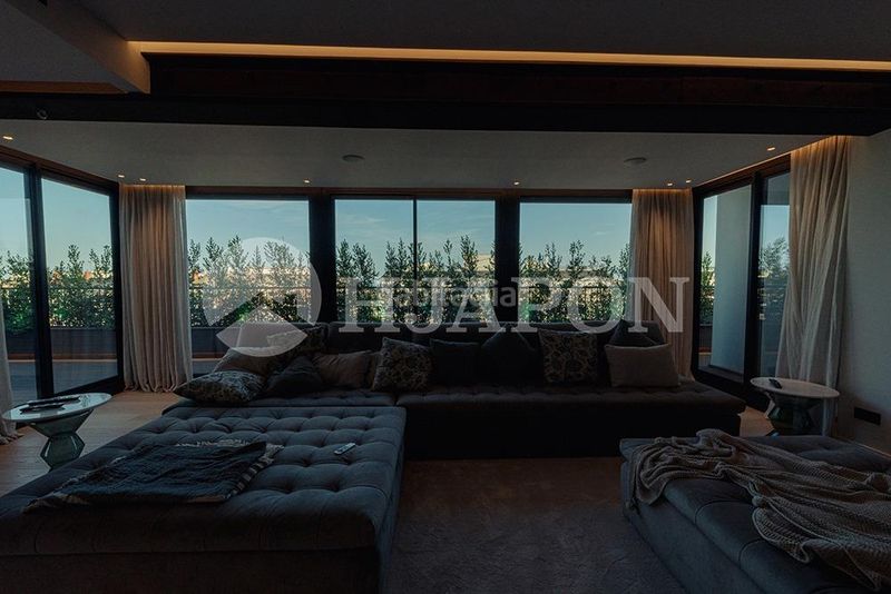 Foto 1a918946-bc31-4665-a51b-a1a500a51779. Àtic a Putget - Farró Barcelona