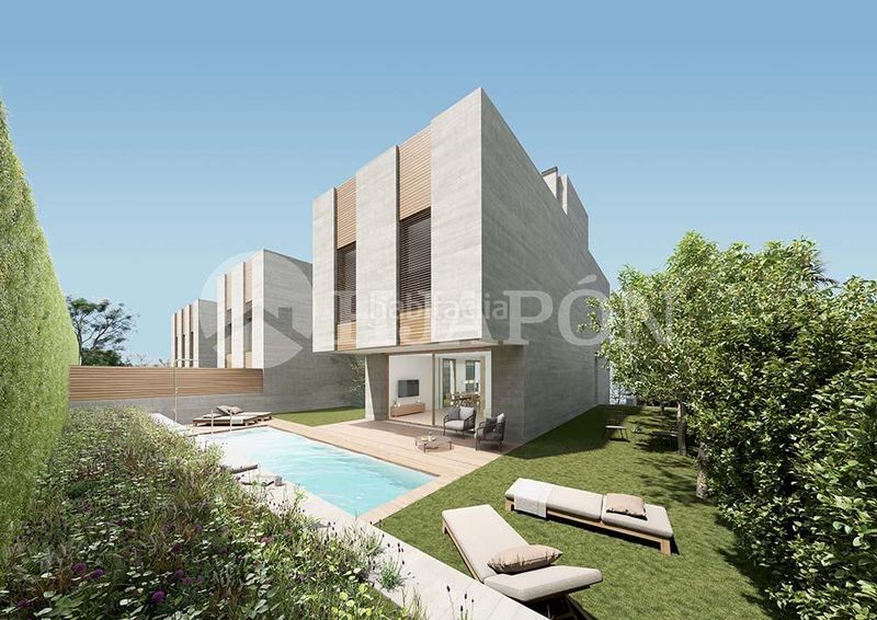 Foto 523bcd2d-ad54-4ef2-9eab-b43551b2aeab. Casa amb aparcament piscina a Alella