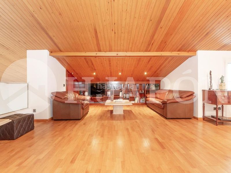 Foto 228019c9-f949-47f7-a659-6418ba325ae6. Casa amb aparcament piscina a Nucli Urbà Argentona