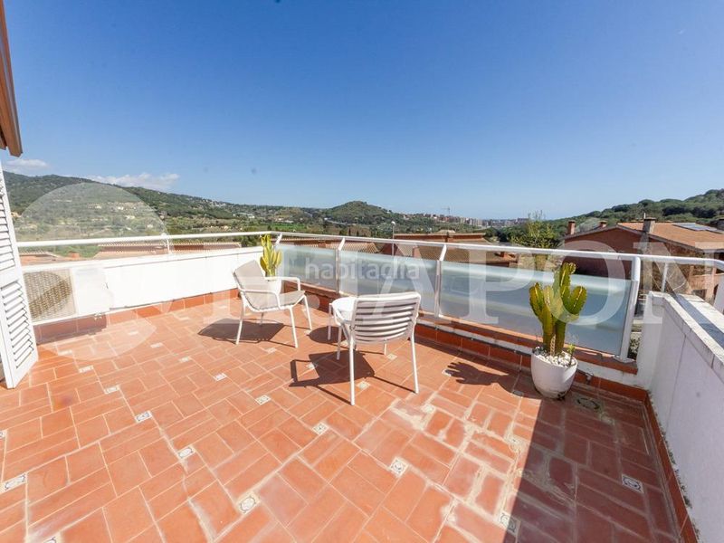 Foto 4f1d60b6-1b81-499a-b09f-b06c4787c939. Casa amb aparcament piscina a Nucli Urbà Argentona