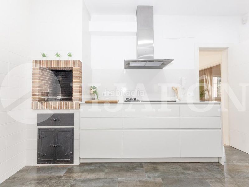 Foto 7932afaf-1af7-4978-8e14-9fc0c4549927. Casa amb aparcament piscina a Nucli Urbà Argentona