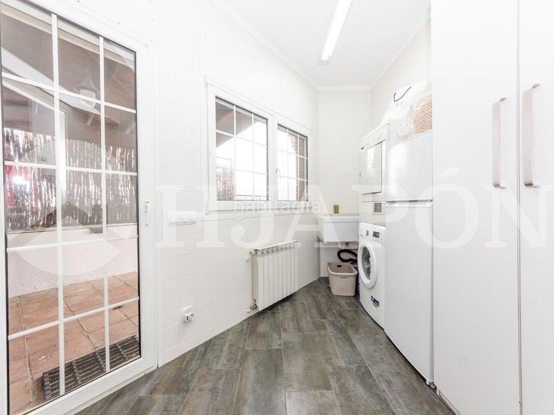 Foto 79f47974-8811-4814-871f-19e92d635229. Casa amb aparcament piscina a Nucli Urbà Argentona