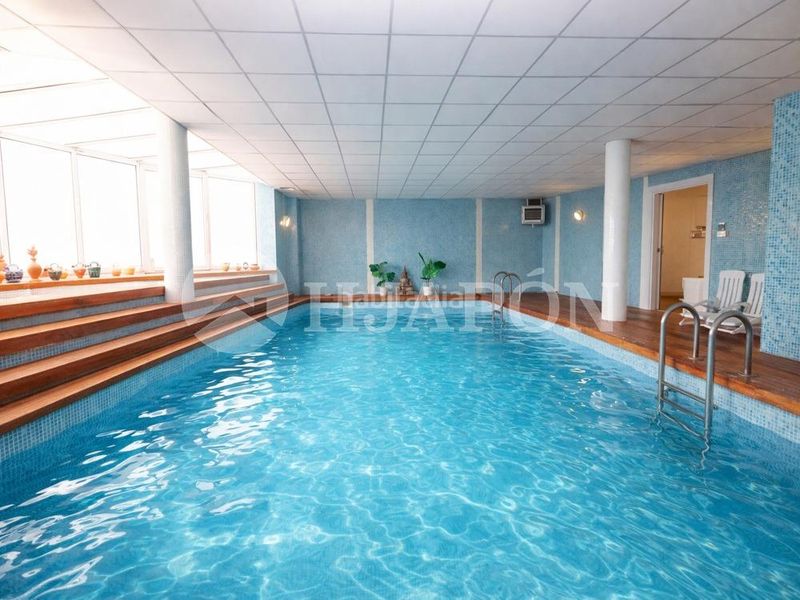 Foto 934a550c-b0b1-4b40-8988-4c49ab53a9c3. Casa amb aparcament piscina a Nucli Urbà Argentona