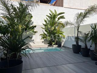 Casa adossada a Progrés - Pep Ventura. Magnífica propiedad de diseño junto a servicios y a 300 metros d