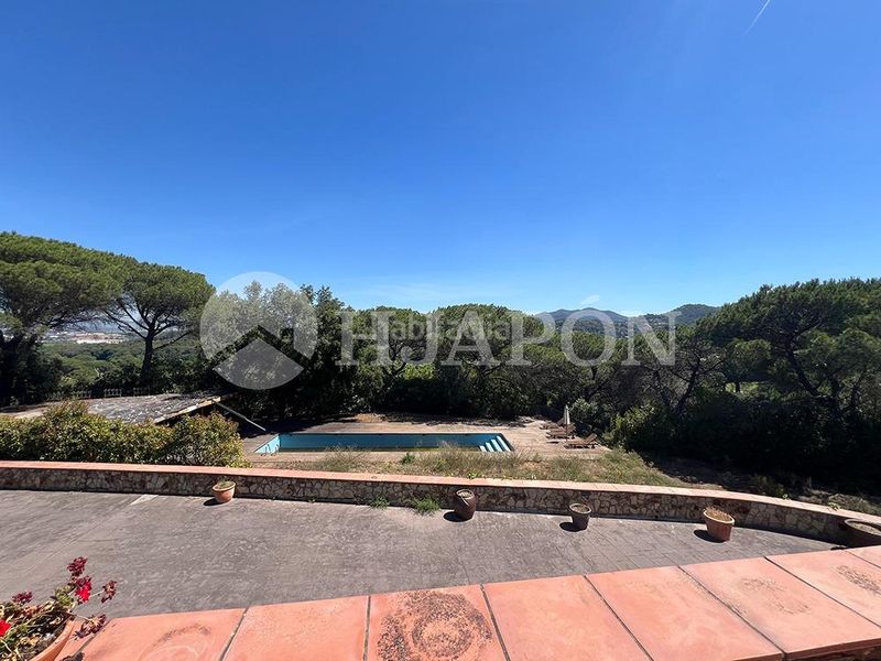 Foto 0d97cae3-a40e-4924-9d2e-91b86606ded9. Casa amb calefacció aparcament piscina a Vallromanes