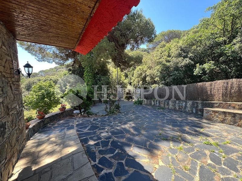 Foto 0f3c4a2d-f57c-46a8-93a1-2dee42eb023d. Casa amb calefacció aparcament piscina a Vallromanes