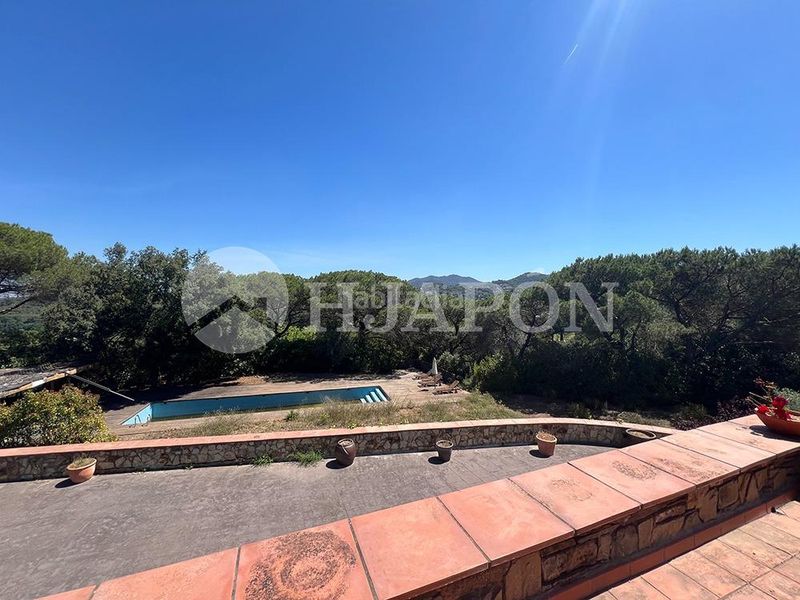 Foto d96811cd-1e6c-4336-b1dd-809ed3b86390. Casa amb calefacció aparcament piscina a Vallromanes