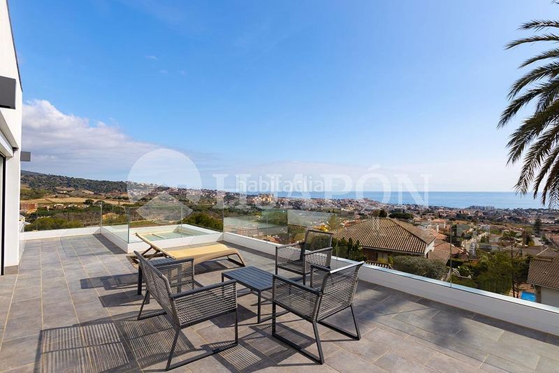 Foto b8d947cc-2693-4758-847a-e3ad52bee715. Casa amb calefacció aparcament piscina a Alella