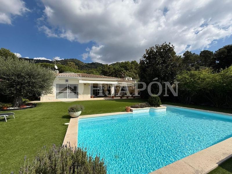 Foto 447c87ea-ac89-46ee-921a-0b986fe1c3b3. Casa amb calefacció aparcament piscina a Teià
