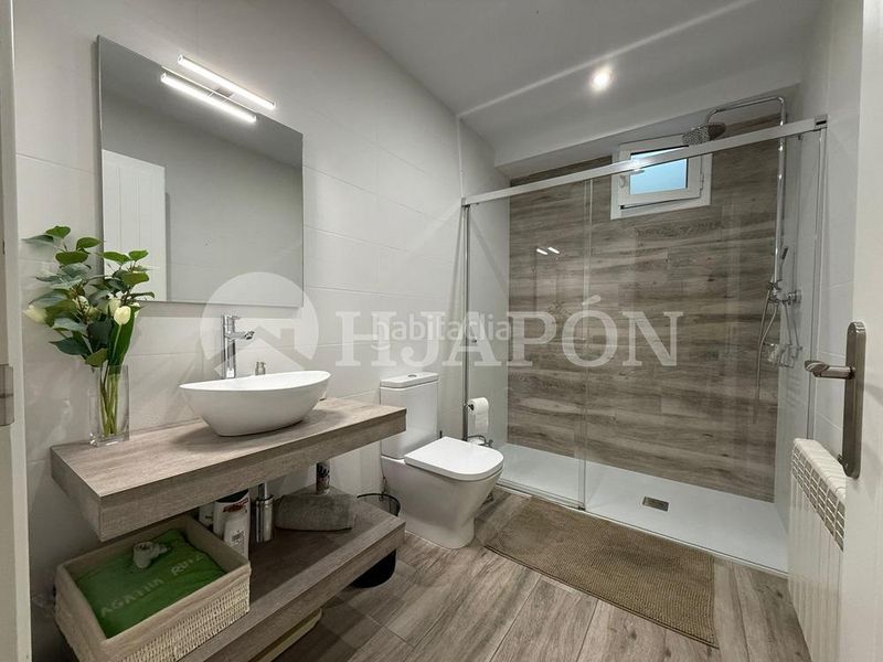 Foto ef9fb9a5-5344-437e-bf79-88858f7d50ab. Casa amb calefacció aparcament piscina a Teià