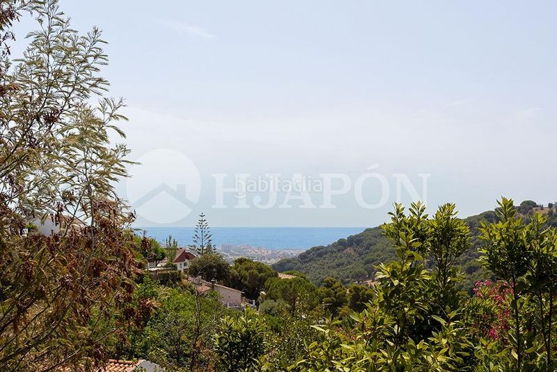 Foto afed1e6a-b808-4912-aa0b-07fc6c3b5726. Casa amb calefacció aparcament piscina a Alella