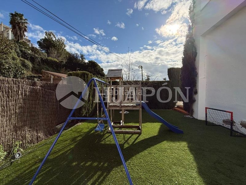 Foto d681ddc1-b947-4db2-ba3b-f85a2bf2bd29. Casa amb calefacció aparcament piscina a Alella