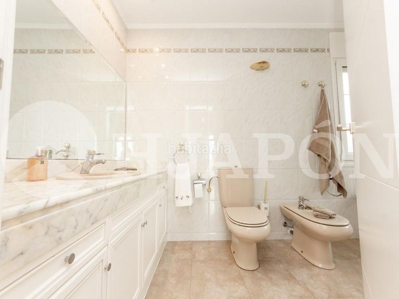 Foto cec6d924-2a4f-4fa5-b45a-50e25d2e7bfd. Casa amb calefacció aparcament piscina a Nucli Urbà Argentona