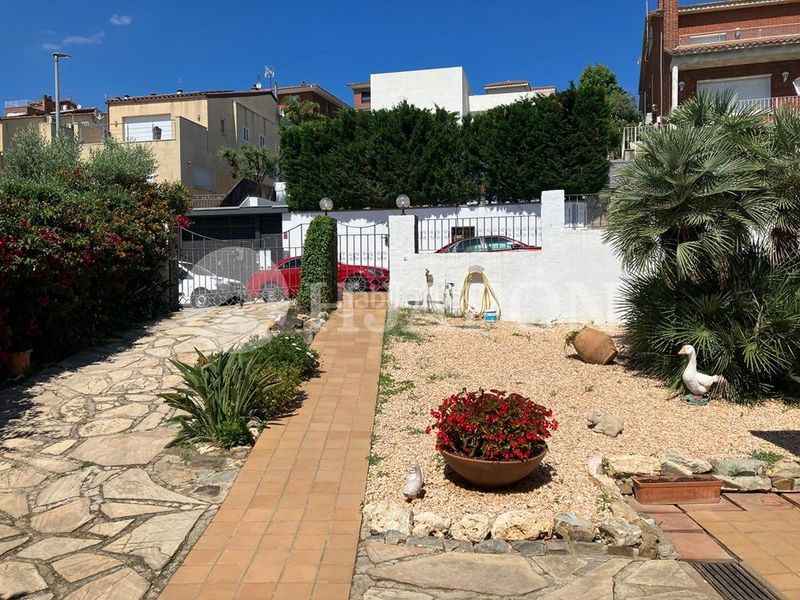 Foto 5a9f20d2-86c7-45b4-be80-80304529c3dc. Casa amb calefacció aparcament piscina a Teià