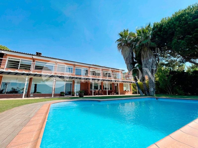 Foto 8806b028-bc10-4165-95f9-a4773718f7dd. Casa amb calefacció piscina a Cabrils