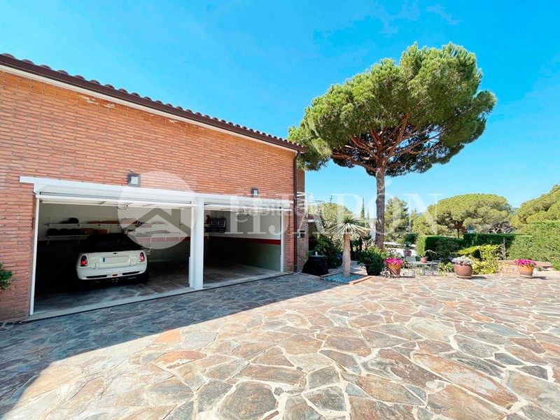Foto 8ea55a5d-21af-4435-ba98-f43b114fa7f0. Casa amb calefacció piscina a Cabrils