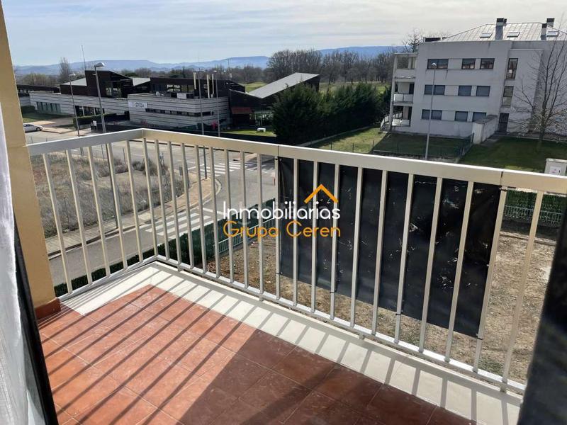 Foto 611f2ea2-3068-47c3-9b6a-be0923daff72. Appartement avec chauffage parking piscine dans Cirueña