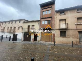 Casa a Calle arrabal 24. Ideal para casa rural  en el camino de santiago