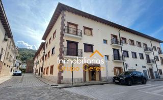 Apartament a Ezcaray. Al lado de la plaza, apartamento de dos habitaciones,