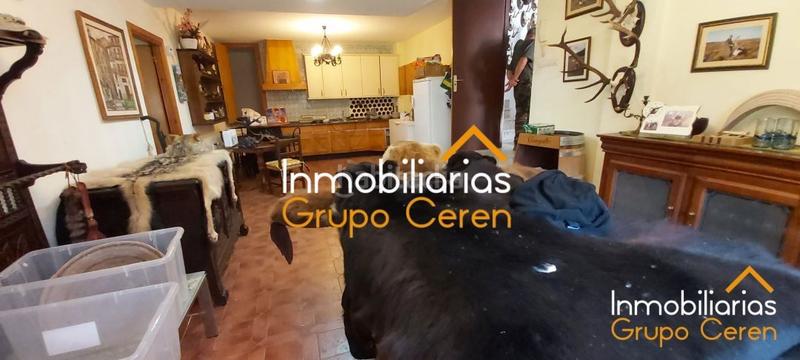 Foto 5ad76d02-8d5e-4b16-9297-bf2d0b943b59. Xalet amb calefacció aparcament piscina a Ojacastro