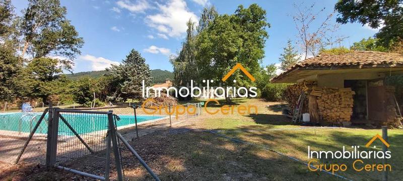 Foto 6b1d2aef-1d9d-4d11-82a0-a3f10934d2f3. Xalet amb calefacció aparcament piscina a Ojacastro