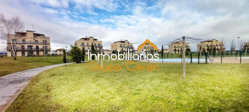 Foto 383f74cd-a625-4ed8-ba13-57be0e3ec24b. Terreno residenziale in Cirueña