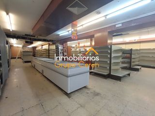 Lloguer Local Comercial a Santo Domingo de la Calzada. Local comercial con salida a dos calles  en calle pinar e isidor