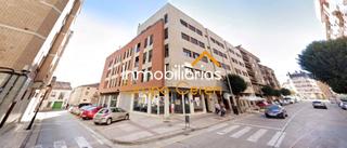 Lloguer Local Comercial a Santo Domingo de la Calzada. Local comercial amplio escaparate ideal para oficina o negocio