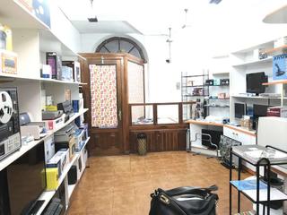 Lloguer Local Comercial a Santo Domingo de la Calzada. Local comercial  en primera línea de calle en pleno casco histór