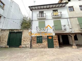 Casa a Ezcaray. Venta de casa en el centro de ezcaray, posibilidad de alquilar e