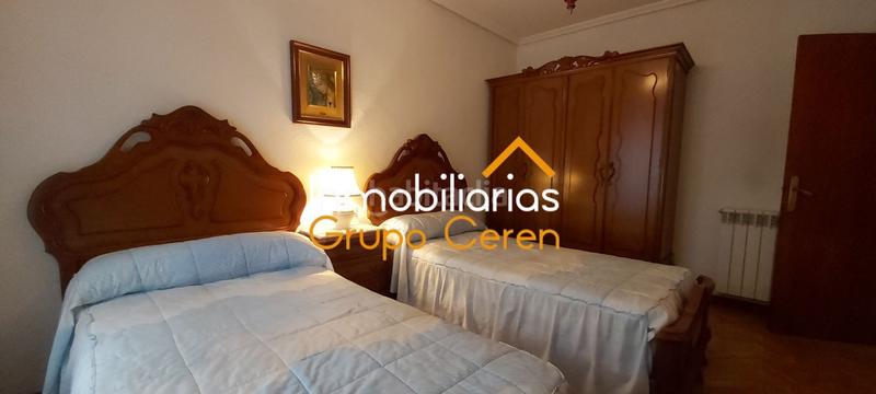 Foto b2eb291e-40ee-4a74-8858-8e28251ea893. Casa amb calefacció aparcament a Santo Domingo de la Calzada