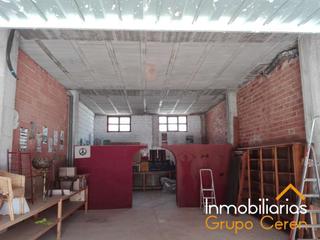 Business premise in Ezcaray. Local de 90m2 con posibilidad de hacer entreplanta,  5 metros de