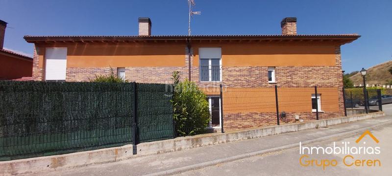 Foto b85d062f-ee0c-4787-86e2-92ca1d521a78. Casa adossada amb calefacció aparcament piscina a Herramélluri