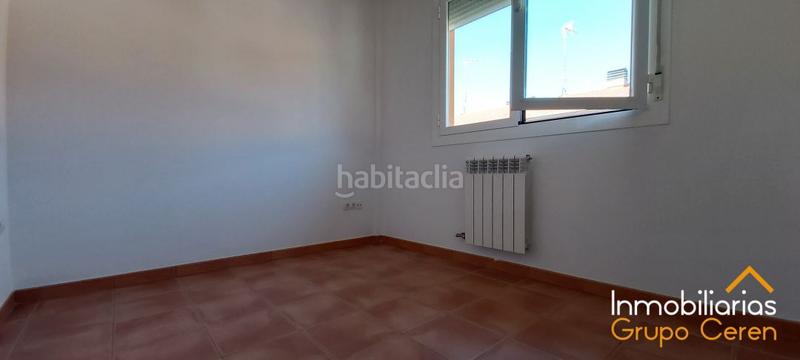 Foto d1dfa4c1-0949-4a89-9f22-a65e445e36fb. Casa adossada amb calefacció aparcament piscina a Herramélluri