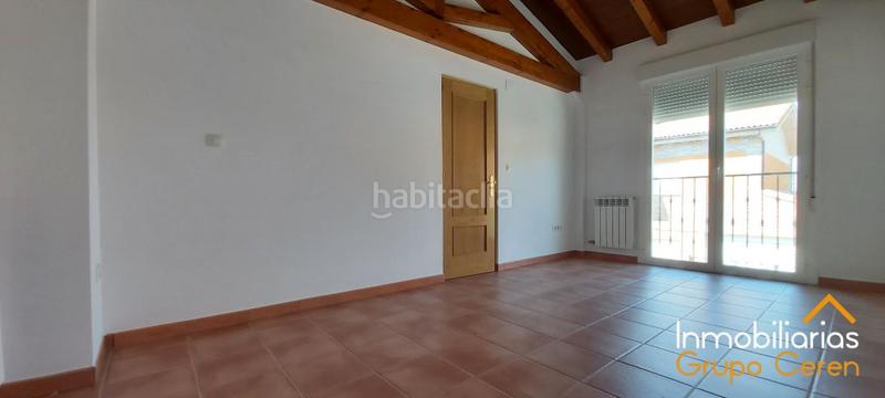 Foto f7f76c1d-25c9-4b8d-8d5e-9b9f2939f5e1. Casa adossada amb calefacció aparcament piscina a Herramélluri