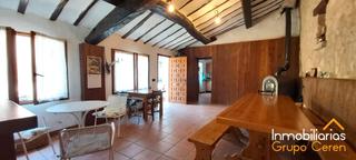 Casa a Bañares. Casa  en antiguo castillo de bañares, con merendero dentro de un