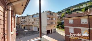 Appartement à Cerezo de Río Tirón. Pisazo reformado  lonja  en zona tranquila y con vistas.