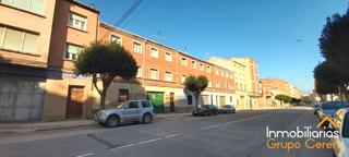 Casa  Avenida de alfonso pena. Casona en plena calle principal, perfecta para rehabilitar o par