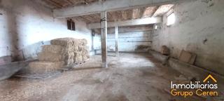 Casa  Calle margubete. Antiguo almacen en terreno urbano para hacerte un loft, un meren