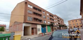 Aparcament cotxe a Santo Domingo de la Calzada. Plaza de garaje en sótano cerrada