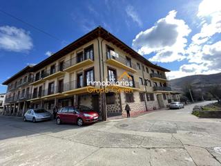 Duplex à Ojacastro. Duplex de tres habitaciones y dos baños en ojacastro