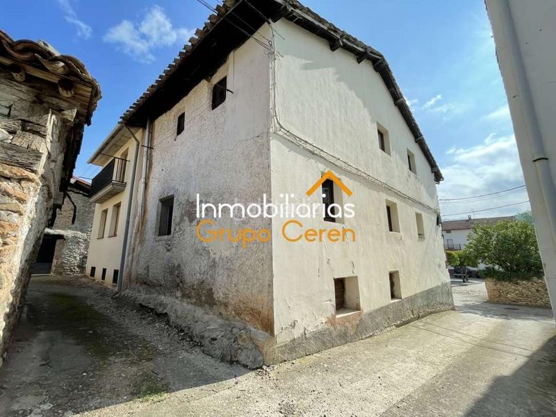 Foto cac19293-e4b6-4720-9aec-430fca2dc85a. Casa amb calefacció aparcament a Ojacastro