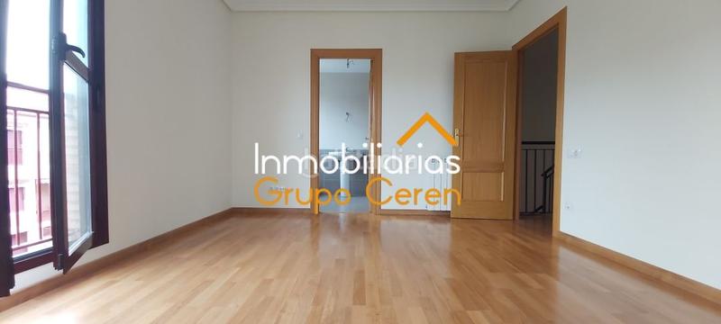 Foto 4b11a1ab-03cc-4017-b605-3a17608bcc29. Casa adosada adosado a estrenar con jardín privado en urbanización con piscina y amplia zona verde en Canillas de Río Tuerto