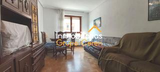 Appartement à Cerezo de Río Tirón. Piso en avenida principal con  amplia terraza con vistas a la ca